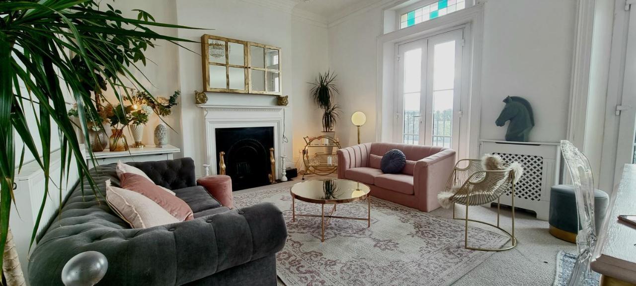 Elegant 5 Bed 4 Bath 'Vogue House' Parisian Style Home Μάργκεϊτ Εξωτερικό φωτογραφία