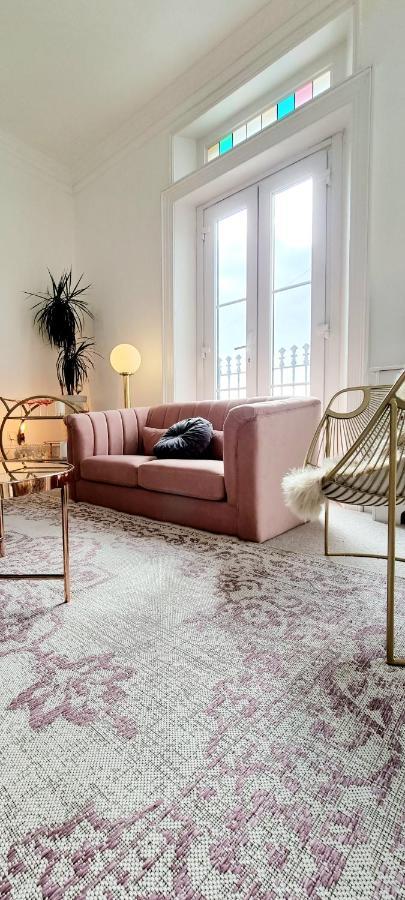 Elegant 5 Bed 4 Bath 'Vogue House' Parisian Style Home Μάργκεϊτ Εξωτερικό φωτογραφία